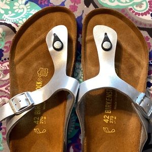 Birks Gizehs like new size 42